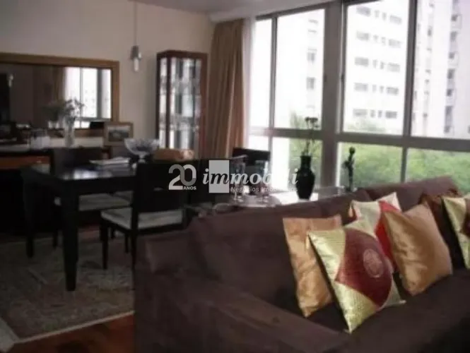 APARTAMENTO COM JANELOES EM HIGIENOPOLIS