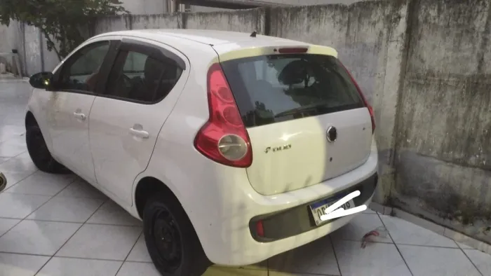 Fiat Palio Attractive 1.0 EVO Fire Flex 8V 5P 2013