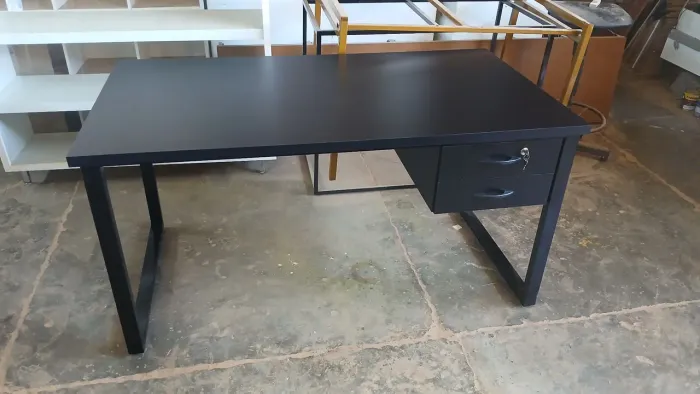 Mesa industrial 1,50 metros mdf preto preço só quarta