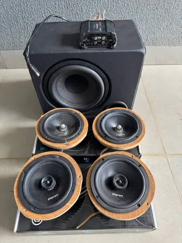 Auto falante stereo / grave