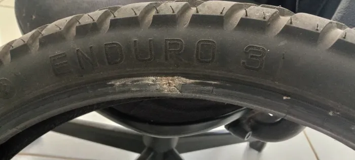 Pneu para XRE 300 honda