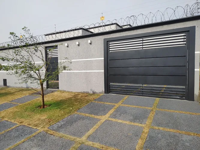 Casa de alto padrão em bairro nobre Caldas Novas