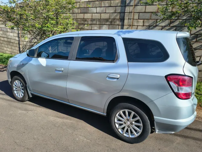 Chevrolet Spin LT 1.8 8V Econo.flex 5P Aut. 2013