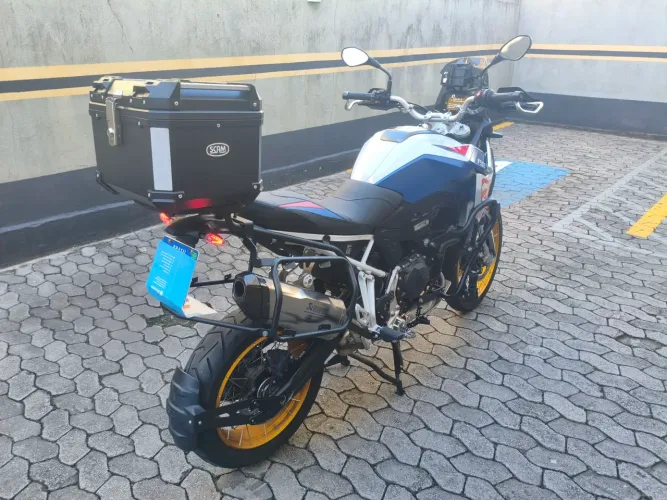 BMW F 900 GS