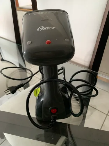 Passa roupas a vapor 