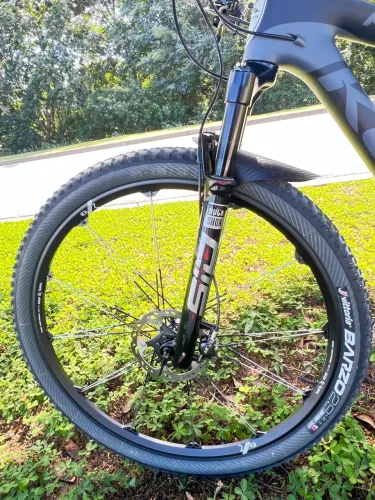 Bicicleta carbono aro 29