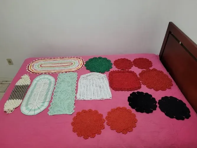 Kit Combo de Toalhinhas de Crochê com 14 Peças Variadas para Decoração Artesanato