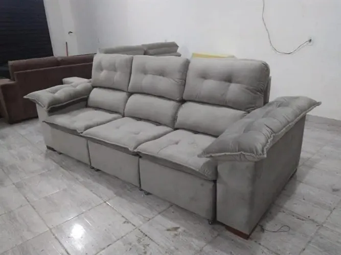Sofá Retrátil  por encomenda 