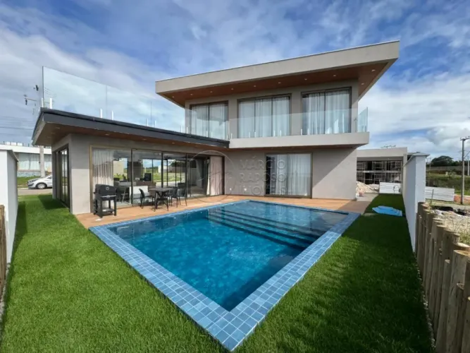 Casa com 4 Suítes e Piscina com área gourmet e Rooftop à venda no Cond Reserva Porangatu