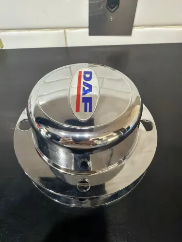Sobretampa Cubo de Roda Cromada - Adaptada DAF (Base Truckmax)