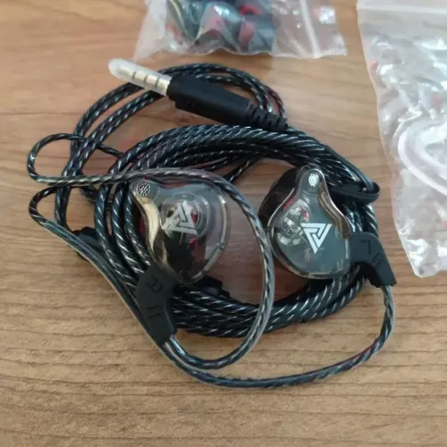 fone de ouvido QKZ AK6 preto