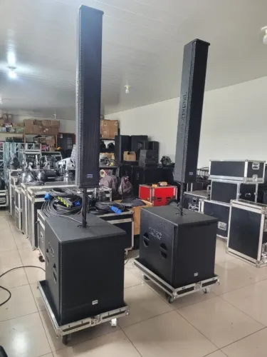 OPORTUNIDADE: Sistema de Som Profissional Slim Taigar V851D