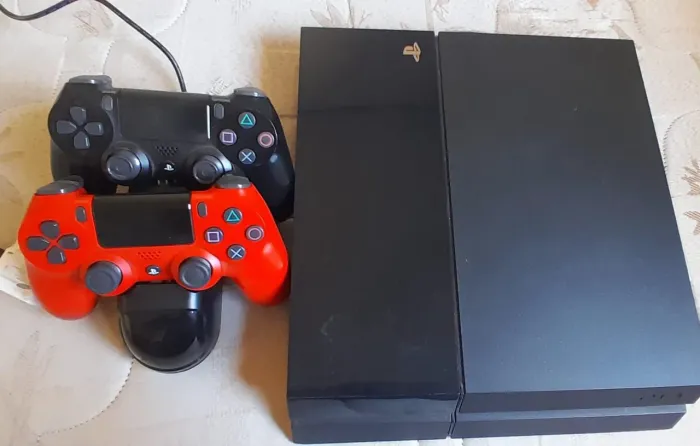 Vendo Ps4 FAT