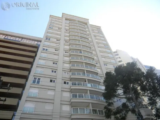 Apartamento com 3 quartos para alugar por R$ 3200.00, 109.00 m2 - BATEL - CURITIBA/PR