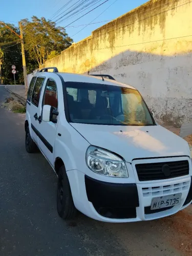 Fiat Doblo ELX 1.4 MPI Fire Flex 8V 4P 2011