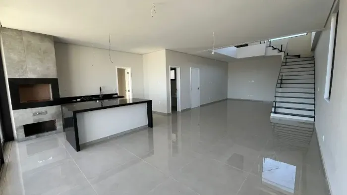 Casa no condominio santa paula cotia