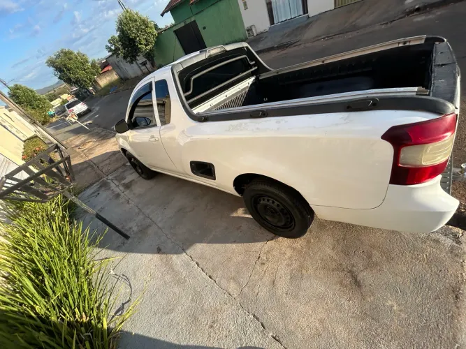 Chevrolet Montana LS 1.4 Econoflex 8V 2P 2012