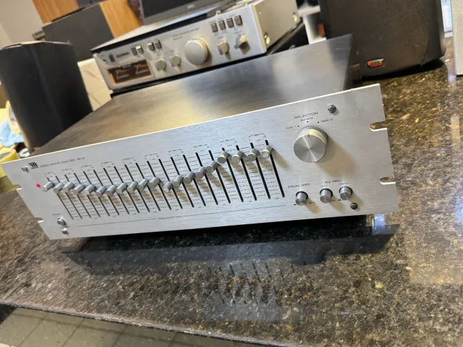 Lindo e impecável Equalizador Micrologic ME-21(revisado com garantia)!