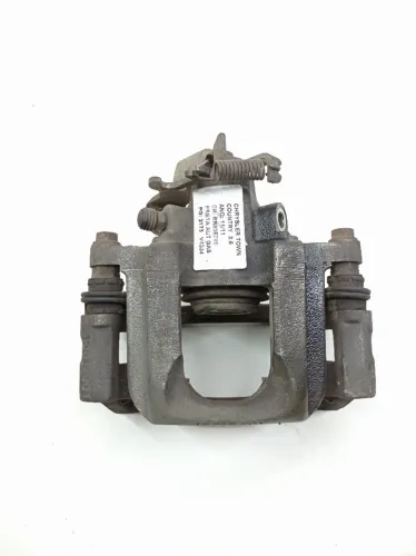 Cavalete Traseiro Esquerdo Chrysler Town Country 3.6 2011