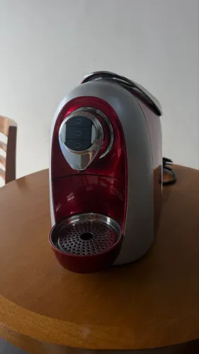 Cafeteira TRES corações Modo 110V