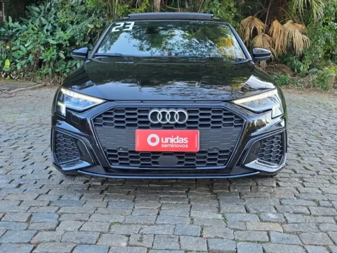 Audi A3 Sed. Perform. Black 2.0 TFSI S-tronic 2023
