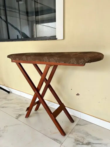 Tábua de passar roupa 