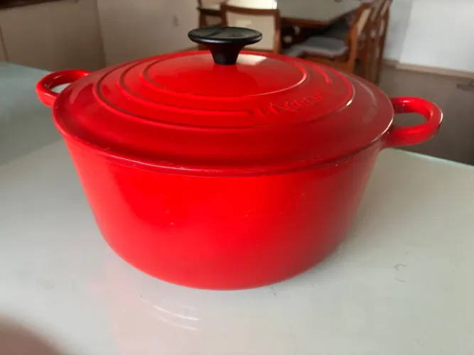 Le Creuset Linda