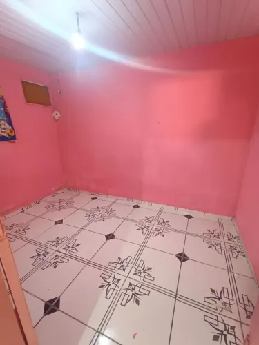 //Casa com quintal e garagem no Vila da Prata