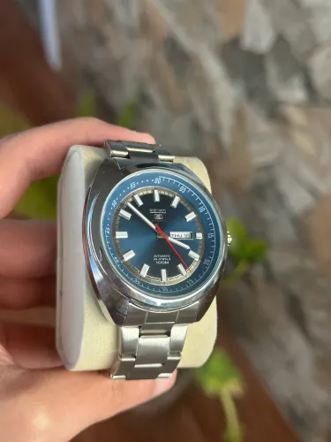 RELÓGIO SEIKO 5 SPORTS - PRIMEIRA LINHA