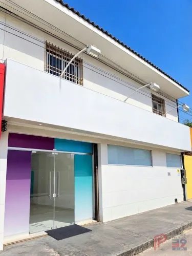 Prédio comercial para clínica, montado e equipado, na COHAB
