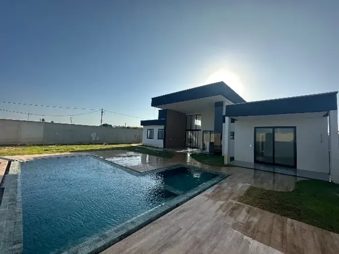 Casa ampla em Lagoinha - CE