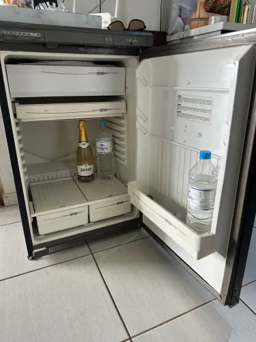 Frigobar marca prosdocimo