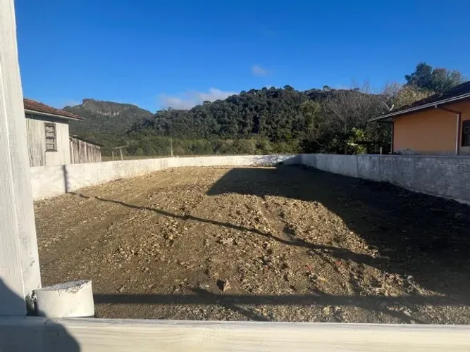 Lote no centro 12x28 - em urubici