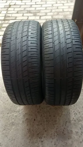 Vendo 2 pneus seminovos 215/55/18