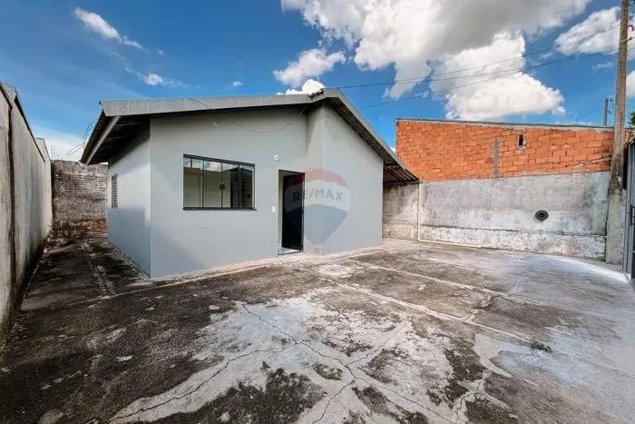 Casa à venda Estiva Gerbi PQ. São José II 2 quartos - R$ 245.000 - ACEITA FINANCIAMENTO
