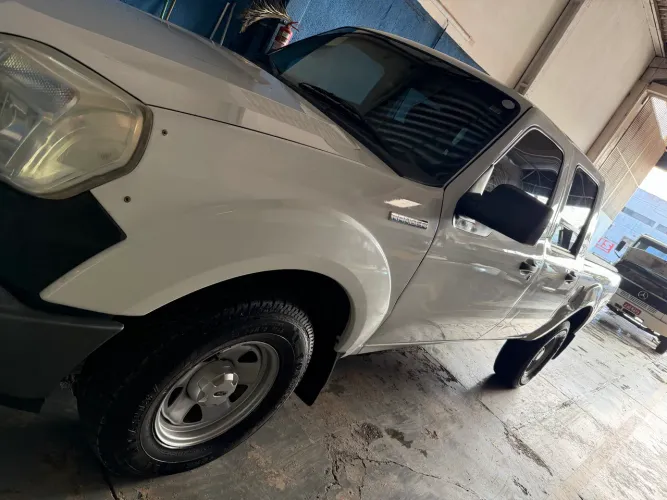 Ford Ranger XL 3.0 PSE 163cv 4X4 CD TB Diesel 2011