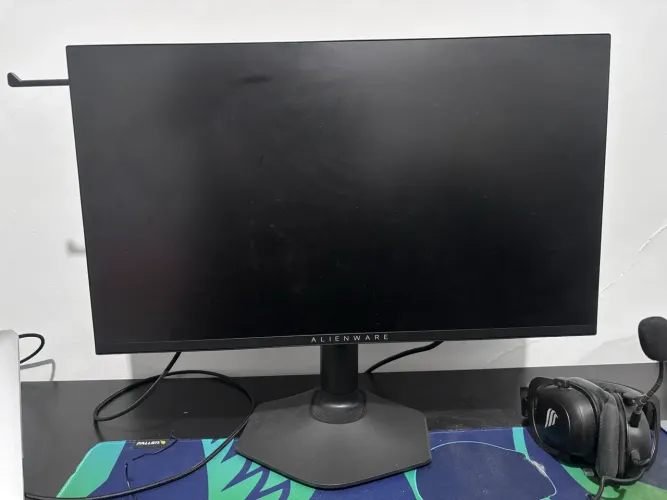 Monitor gamer Alienware 25? 360Hz