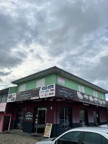 Sobrado locação residencial ou comercial em Fazenda Rio Grande