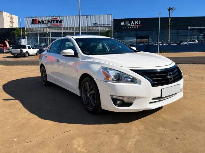Nissan Altima SL 2.5 16V 4P Aut. 2014