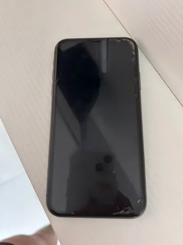 iPhone 11 64GB