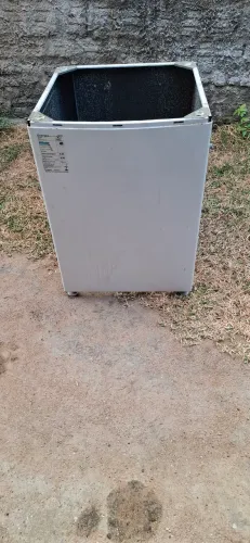 Vende-se gabinete