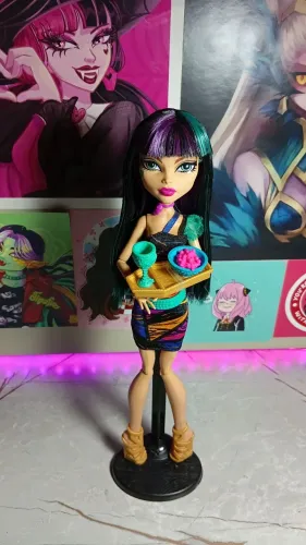 Boneca Monster High Cleo Creepateria - RESERVADA