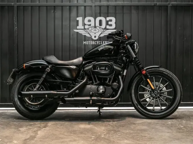 HARLEY-DAVIDSON XL883N 2012