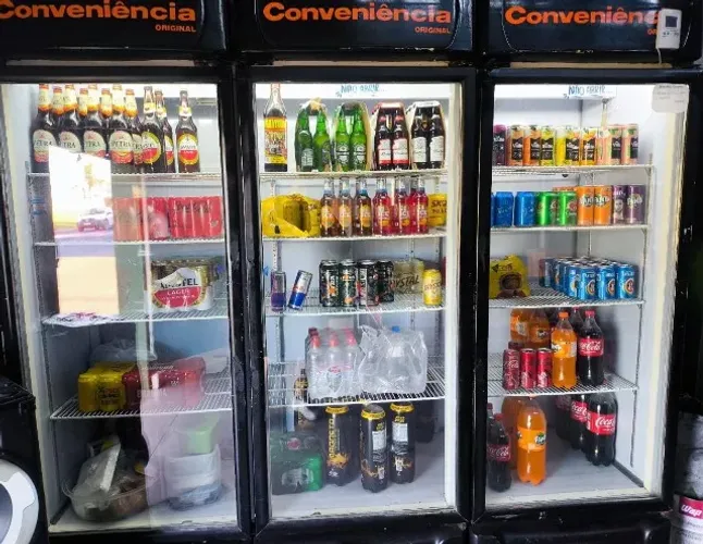 EXPOSITOR EXTRA FRIO REFRIMATE 3PORTAS - 220V
