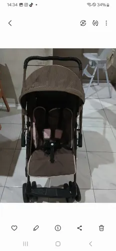 Carrinho de passeio (galzerano)vendo com urgência (motivo viagem)e não tenho como levar