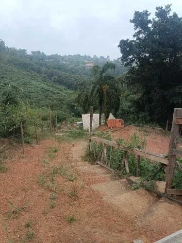 Vendo Sítio em Araçariguama!