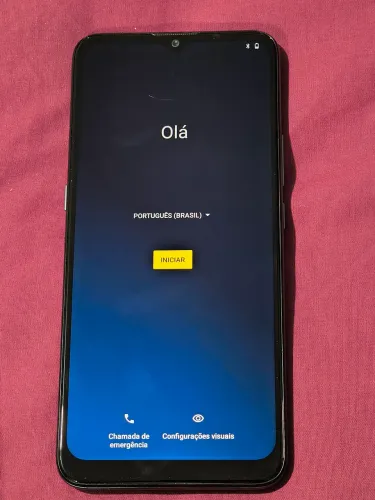 Moto E7, 32GB (Sem carregador) R$ 150