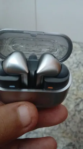 Fone de ouvido Bud 3 IA Samsung