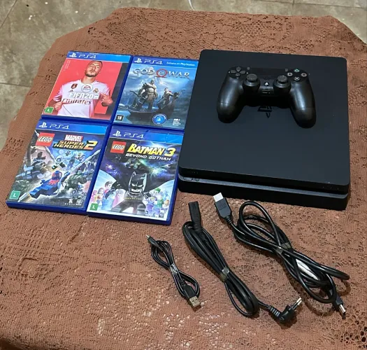 PS4 Super Slim conservado nunca aberto com controle jogos