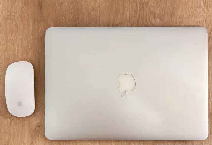 MacBook Air 13 2013 + Magic Mouse 2
